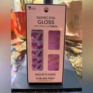 Dashing Diva Gloss Ultra Shine Gel Palette - Marble Purple